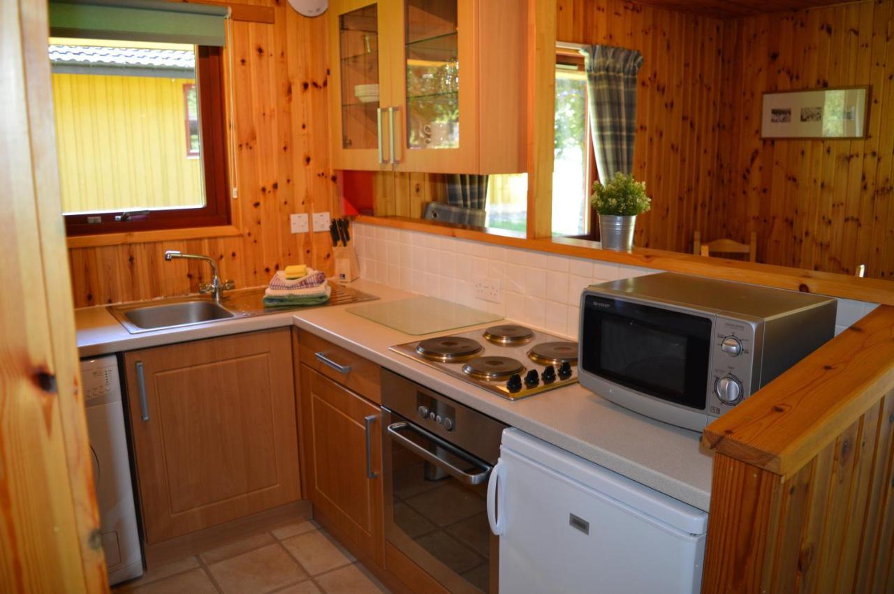 Villa Reuben'S Highland Retreat - Speyside Carrbridge Exterior foto